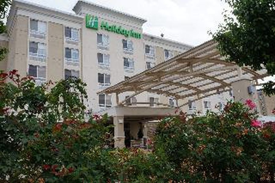 photo-0