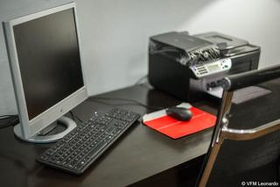 photo-0