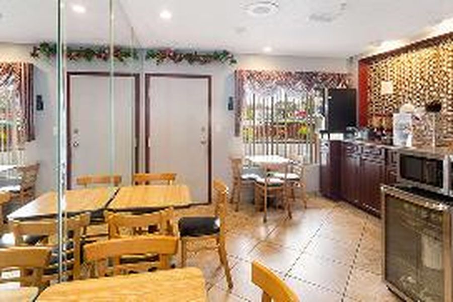 photo-1