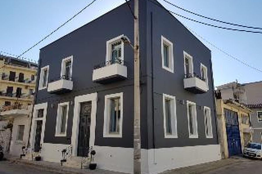photo-0