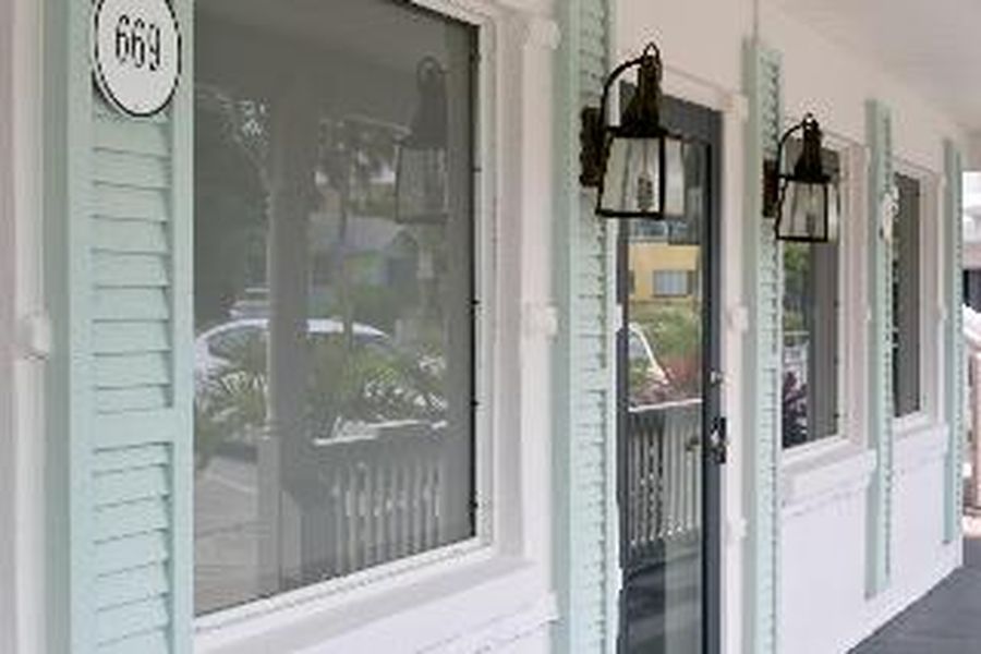 photo-1