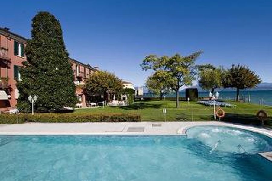 photo-1