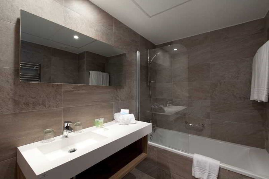 photo-1