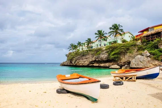 Barcos na ilha de Curaçao