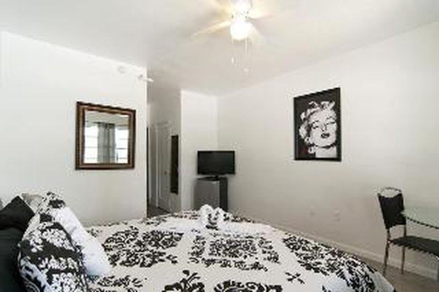 photo-1