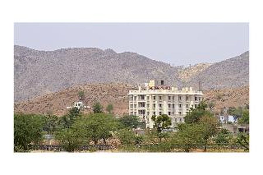 photo-1