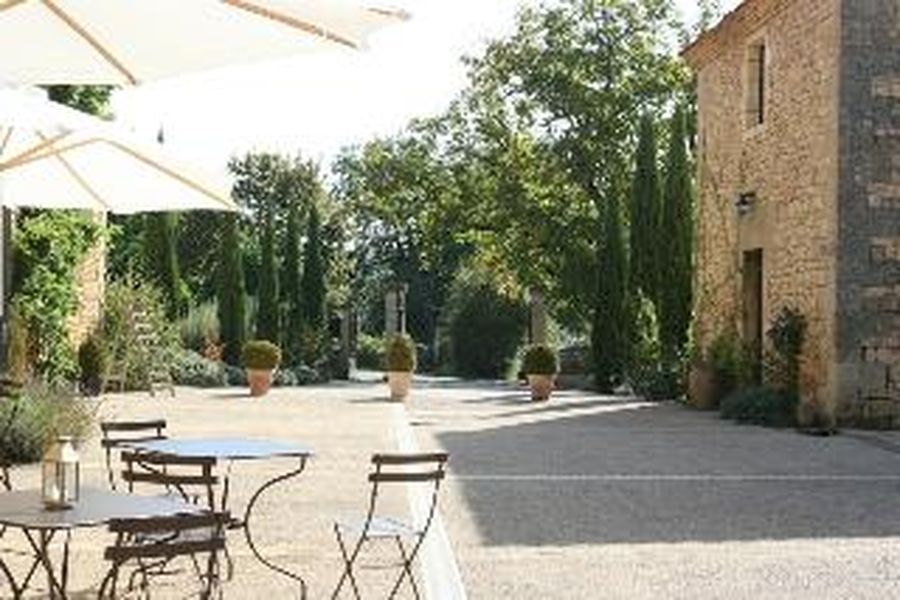 photo-1